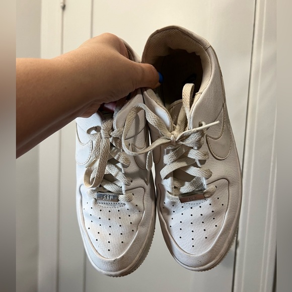 Air Force 1s by Nike - Picture 6 of 7